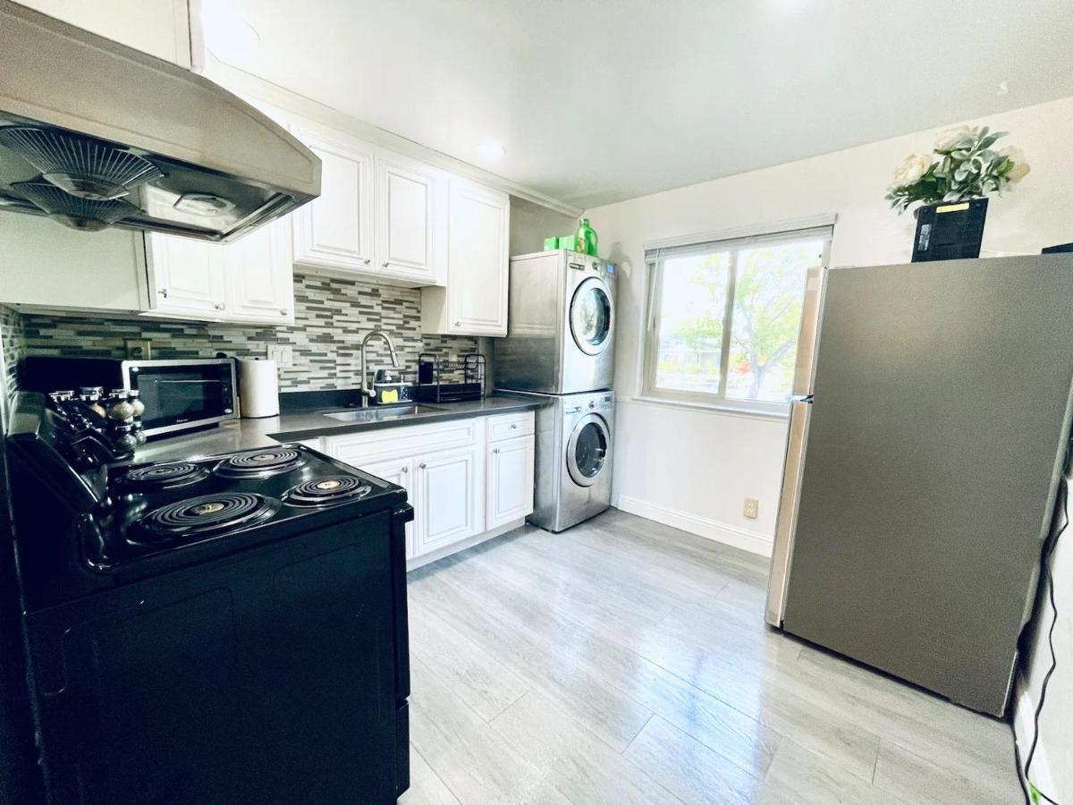 2Br Apt With Brand New Super Quite Ac, Washer, Dryer, Free Ev Station, Free Parking In Cupertino Сънивейл Екстериор снимка